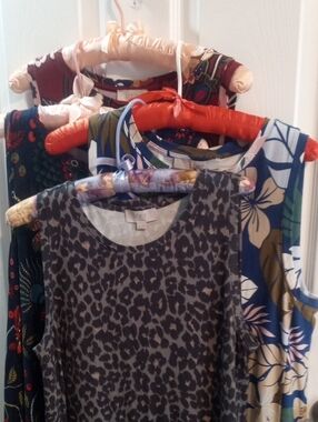 LOFT RAYON/SPANDEX DRESS BUNDLE/4